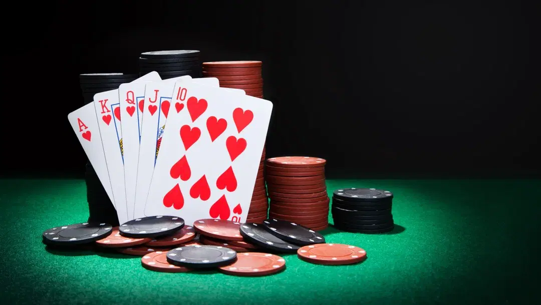 Quatro Jackpot za Royal Flush